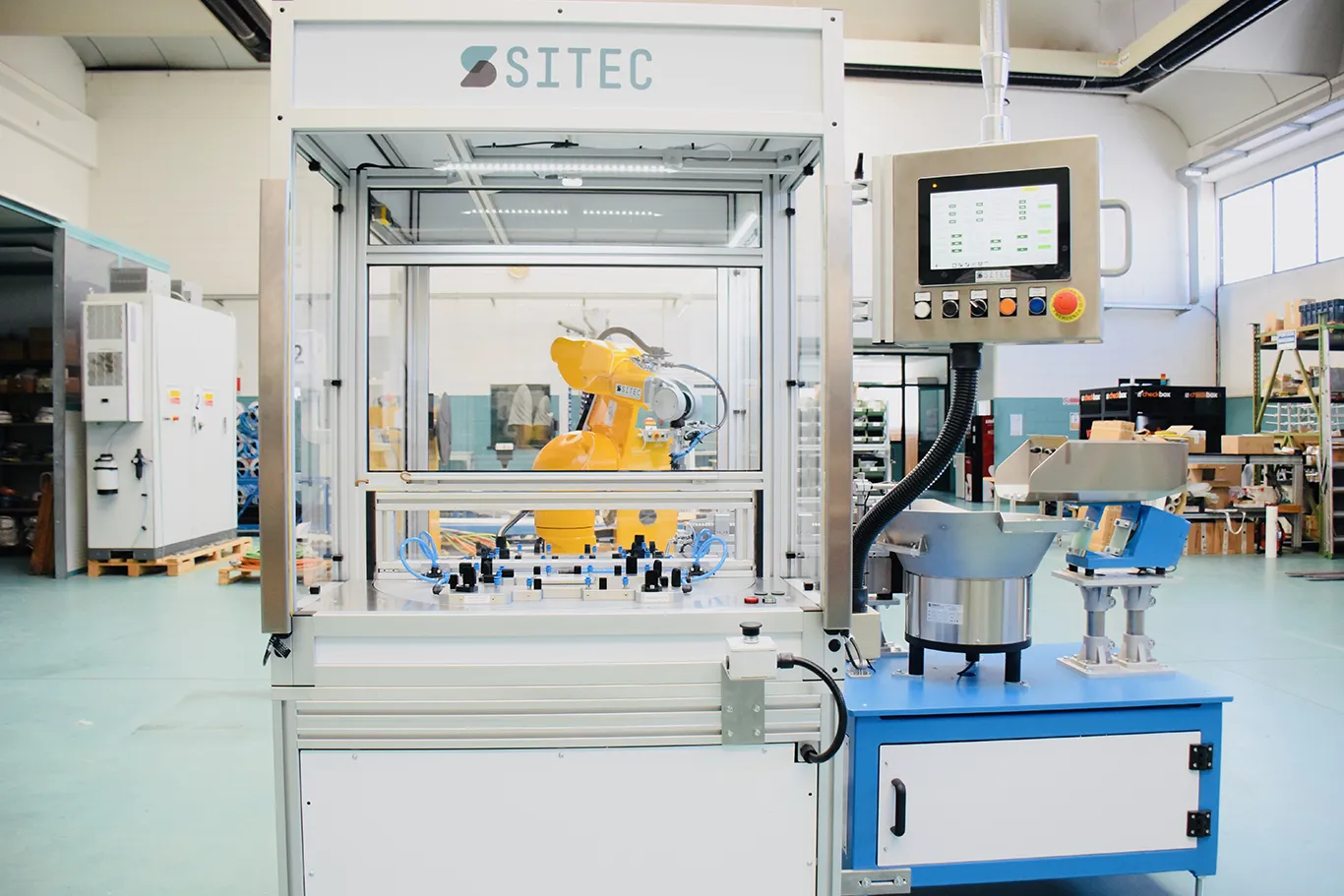 macchina-inserimento-clip-1